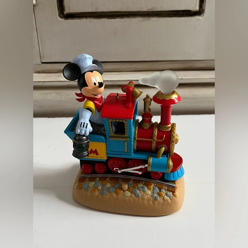 Hallmark Disney Keepsake Ornament Mickey's Magical Railroad lights & sound rare